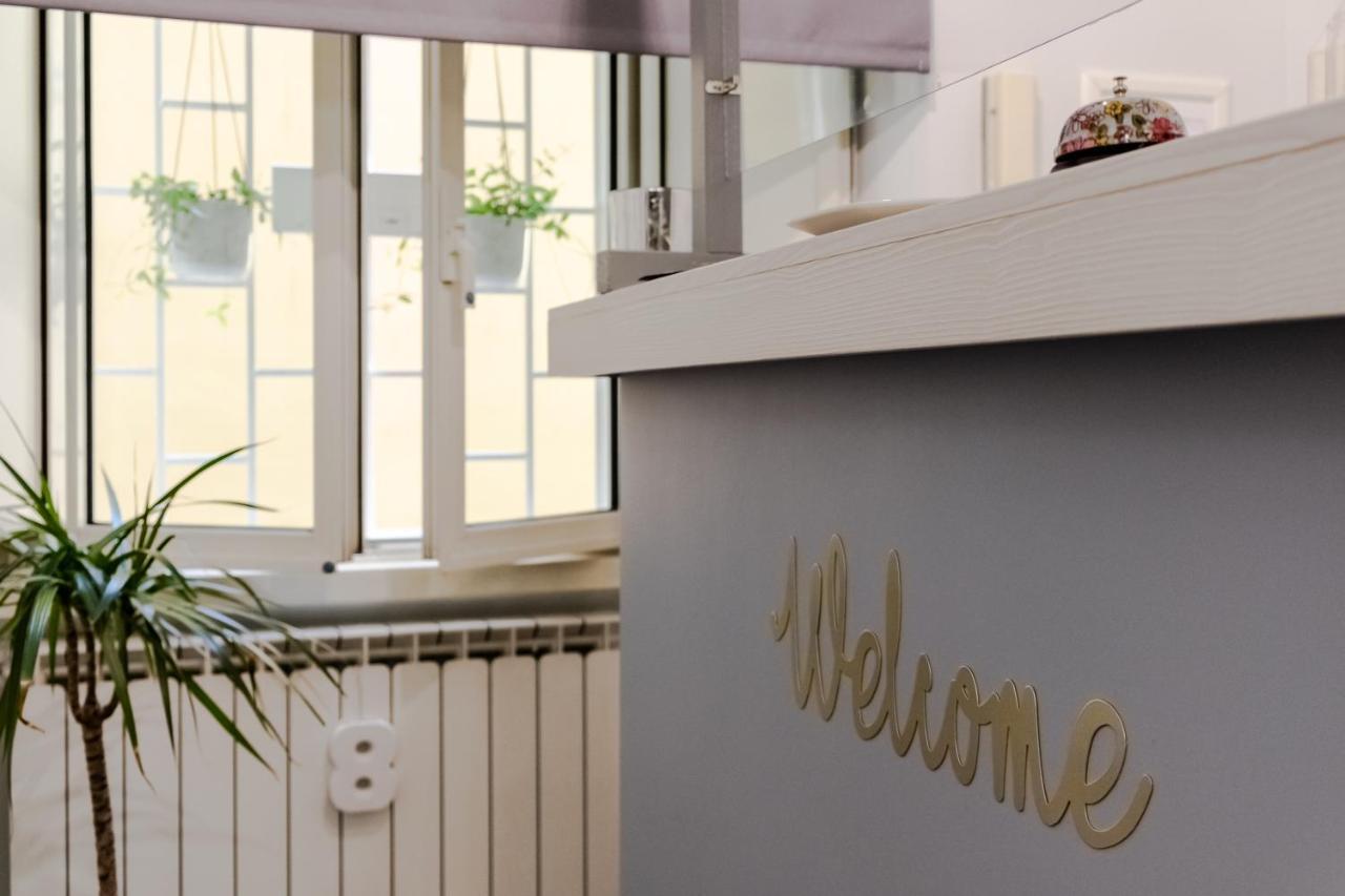 Eighty Four Luxury Rooms Rome Exterior photo