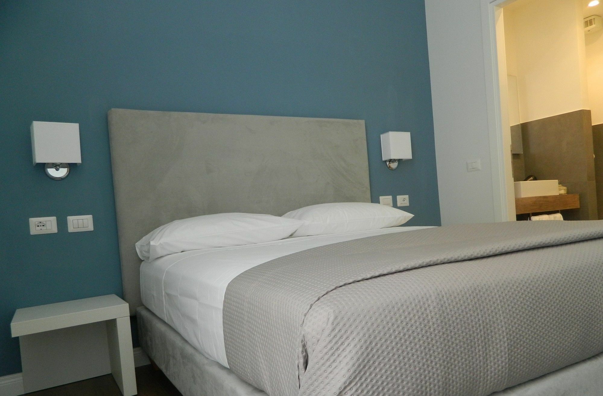 Eighty Four Luxury Rooms Rome Exterior photo